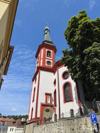 Loket - Der Ellbogen der Eger