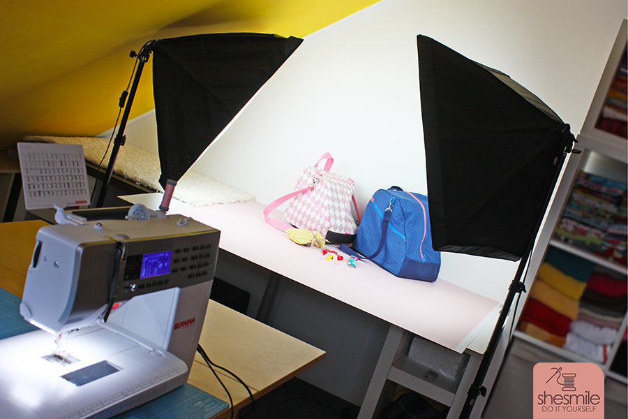 Mein Kreativzimmer, hinter den Kulissen von shesmile. Meine Nähecke, mein Stoffregal, mein Fotostudio - mein Rückzugsort und Wohlfühlzimmer!