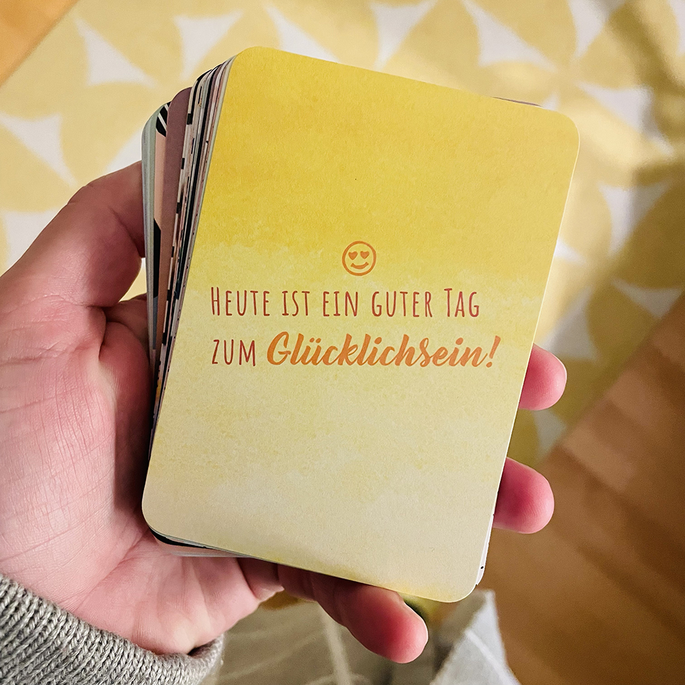 Ich hab das Gefühl, in meinem Unterbewusstsein tickt seit der Diagnoe eine Uhr die mir immer wieder sagt "Mach es jetzt, morgen könnte alles vorbei sein!"