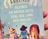 Seitdem bekomme ich täglich liebe und aufmunternde Worte, Hilfsangebote und Geschenke. Da fehlen einem echt die Worte! Ich hänge eine kleine Bildergalerie an vom ersten Monat nach der Diagnose.
