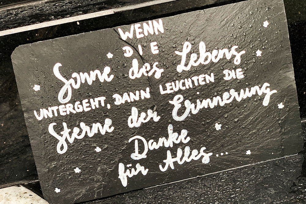 Meine Gedanken zum Thema Tod und Sterben. Was, wenn morgen alles zu Ende ist? Was sollte man bereits zu Lebzeiten bedenken? Brustkrebs-Tagebuch von shesmile.