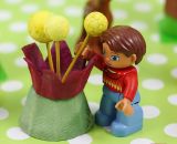 Bäume, Blumen und Pilze basteln aus Klorollen und Eierschachteln. Nach einer Idee von Frau Scheiners Kinder-Bastelbuch "Schnipp. Schnapp. Wir Basteln." Gebastelt von shesmile.