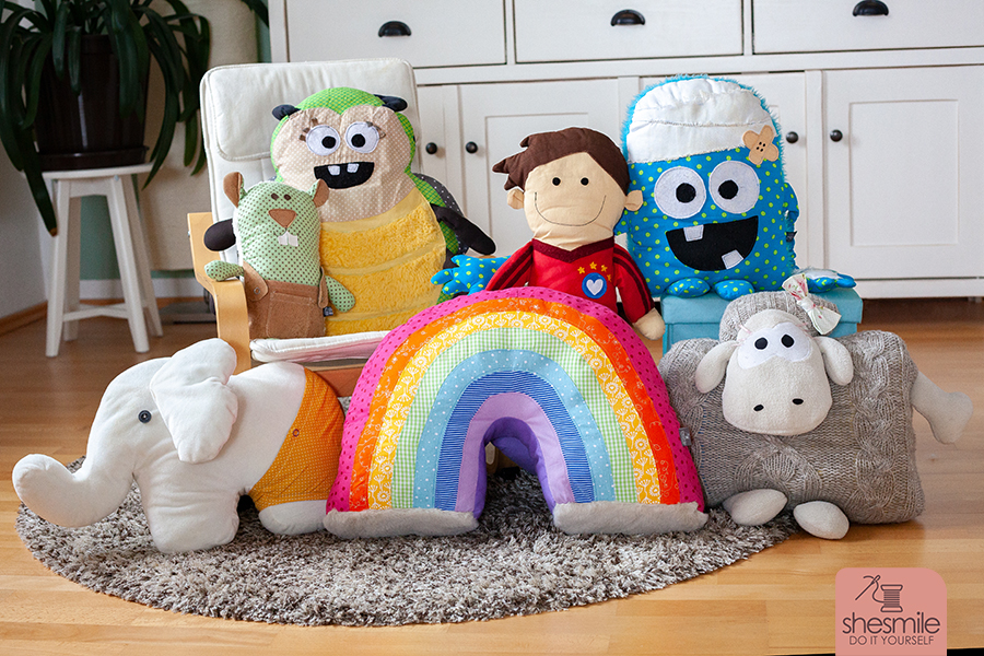 Ein Regenbogenkissen nähen und Hoffnung geben! Ein Schnittmuster mit Nähanleitung von Schnittverhext. Genäht von shesmile. Shit a Rainbow on Cancer!