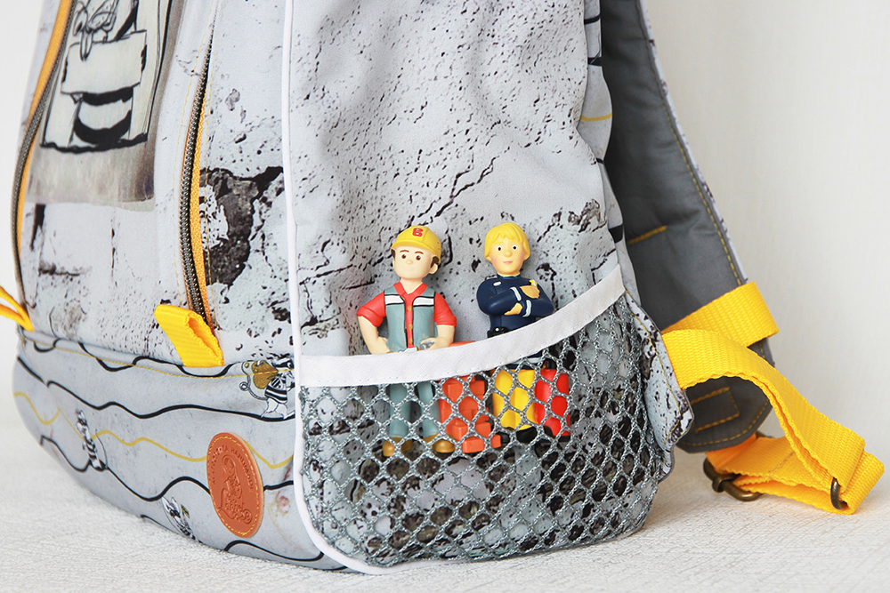 Ergänzende Nähanleitung mit Bildern und Texten von Matroschka Handmade zum Nähen eines Toniebox-Rucksack auf Basis des Schnittmuster "Rucksack KlapPack" von shesmile.