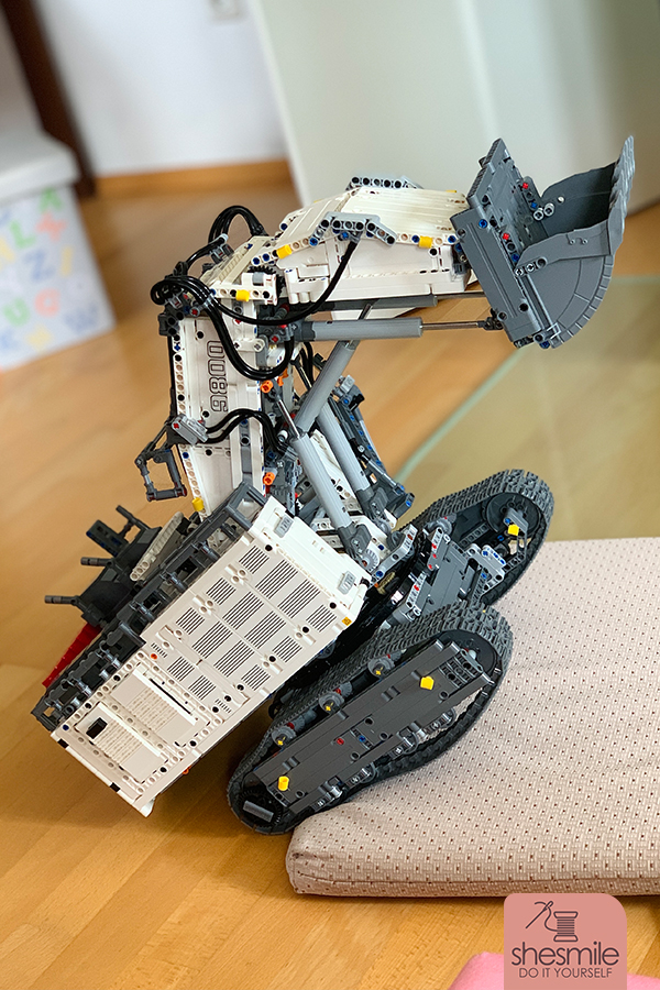 Für den Papa einfach so ... ähm... natürlich weils grad ein gutes Angebot gab den LEGO Liebherr Bagger