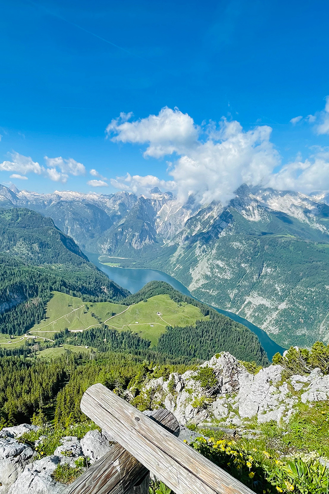 1.800 Meter über dem Alltag! Mit der Jennerbahn in Berchtesgaden auf die Jenner Bergstation zum Wandern mit der Familie. Bergurlaub! Reisetagebuch von shesmile.