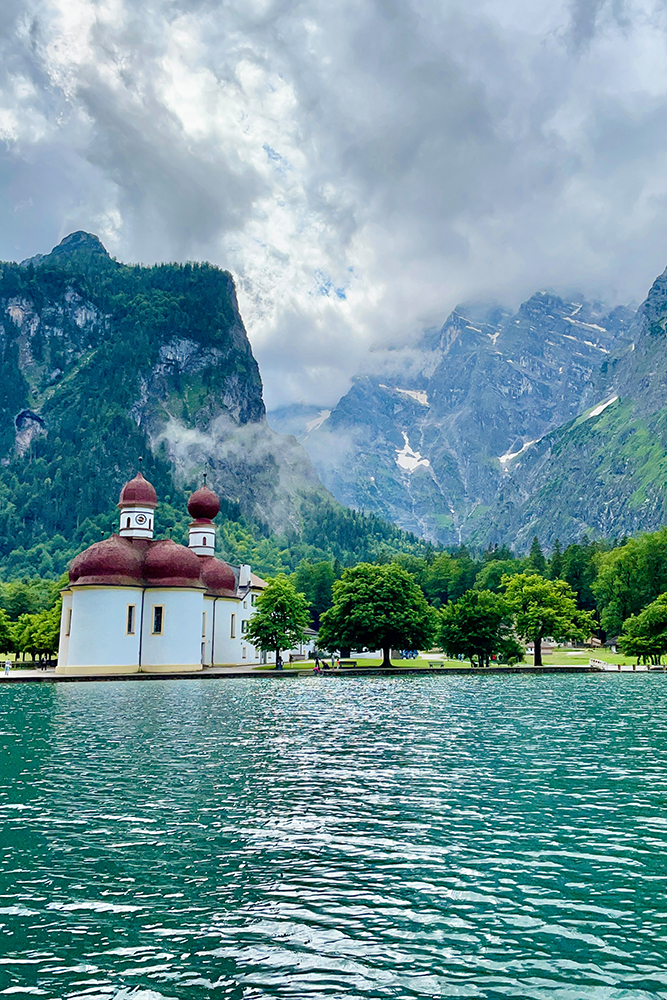Ein Ausflug für einen Nachmittag oder den ganzen Tag! Schifffahrt auf dem Königssee mit Spaziergang zum Obersee und St. Bartholomä. shesmile Reisetagebuch!