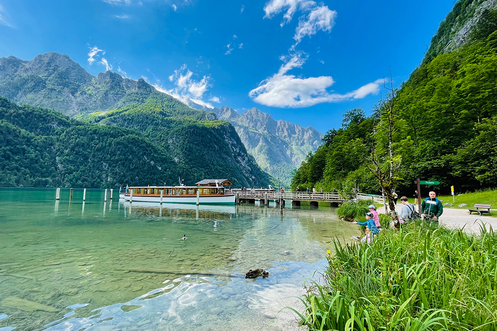 Ein Ausflug für einen Nachmittag oder den ganzen Tag! Schifffahrt auf dem Königssee mit Spaziergang zum Obersee und St. Bartholomä. shesmile Reisetagebuch!