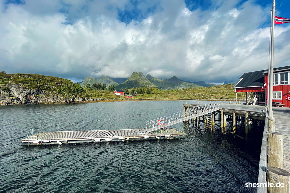 2022 0827 111432 norwegen shesmile