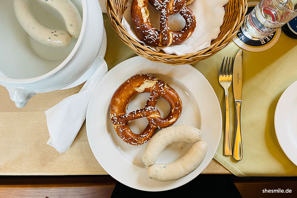Weißwurstfrühstück in der Gaststätte Großmarkthalle in München