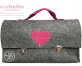 Arztkoffer aus Filz zum Spielen (Nähanleitung & Schnittmuster von shesmile und Jade&Lilou)