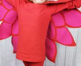 Nähanleitung und Schnittmuster gestaltet als PDF-E-Book von shesmile zum Nähen eines Eulenkostüms aus Stoff. Mit Umhang und Gesichtsmaske. Passend für ein Eulenkostüm oder PJ Masks Eulette.