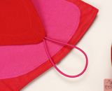 Nähanleitung und Schnittmuster gestaltet als PDF-E-Book von shesmile zum Nähen eines Eulenkostüms aus Stoff. Mit Umhang und Gesichtsmaske. Passend für ein Eulenkostüm oder PJ Masks Eulette.