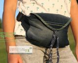 Nähanleitung und Schnittmuster gestaltet als PDF-E-Book für eine Gürteltasche in 2 Größen mit großem Reißverschluss-Fach und Verschlussklappe HipPack von shesmile. Dein Lieblingstäschchen bestückt mit allem was du immer bei dir haben willst. 