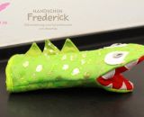 Handschuh Frederick (Eine Nähanleitung mit Schnittmuster von shesmile) Einheitsgröße. Ideal für Ofen und Grill. Nähbar als Krokodil, Hai, Schlange oder ganz neutral.