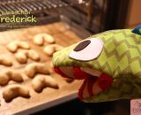 Handschuh Frederick (Eine Nähanleitung mit Schnittmuster von shesmile) Einheitsgröße. Ideal für Ofen, Grill und zum Plätzchen backen :)