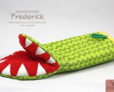 Handschuh Frederick (Eine Nähanleitung mit Schnittmuster von shesmile) Einheitsgröße. Ideal für Ofen und Grill. Nähbar als Krokodil, Hai, Schlange oder ganz neutral.