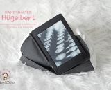 Hügelbert, das Handy-Schräghalte-Kissen. Eine Nähanleitung mit Schnittmuster in 2 Größen von shesmile. Für Tablet, E-Book Reader oder Handy. Für Kinder oder Erwachsene. Ergebnisse aus dem Probenähen.