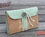 Kulturtasche / Reisekosmetik -Hanging3- (Nähanleitung und Schnittmuster von shesmile). Genäht mit Designelementen aus Kork.