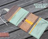 Kulturtasche / Reisekosmetik -Hanging3- (Nähanleitung und Schnittmuster von shesmile). Genäht mit Designelementen aus Kork.
