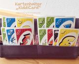 Kartenhalter KiddiCard aus Stoff. Eine Nähanleitung mit Schnittmuster von shesmile. Ideal für Unterwegs oder Zuhause. Aufgeklappt, zusammengesteckt, Spielkarten aus der intgegrierten Tasche rausgeholt und schon kann die Spielpartie losgehen. Ergebnis