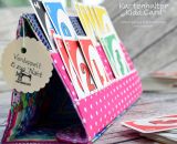 Kartenhalter KiddiCard aus Stoff. Eine Nähanleitung mit Schnittmuster von shesmile. Ideal für Unterwegs oder Zuhause. Aufgeklappt, zusammengesteckt, Spielkarten aus der intgegrierten Tasche rausgeholt und schon kann die Spielpartie losgehen. Ergebnis