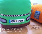Kipplaster Hüppa (Eine Nähanleitung mit Schnittmuster von shesmile) Hüppa, der Kipplaster aus Stoff zum Hüpfen und Bepacken. Als Adventskalender, Kinderzimmer-Utensilo, Feuerwehr-Auto oder Hüpf-Rutsch-Baustellenfahrzeug. Ergebnisse aus dem Probenähen