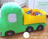 Kipplaster Hüppa (Eine Nähanleitung mit Schnittmuster von shesmile) Hüppa, der Kipplaster aus Stoff zum Hüpfen und Bepacken. Als Adventskalender, Kinderzimmer-Utensilo, Feuerwehr-Auto oder Hüpf-Rutsch-Baustellenfahrzeug. Ergebnisse aus dem Probenähen