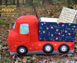 Kipplaster Hüppa (Eine Nähanleitung mit Schnittmuster von shesmile) Hüppa, der Kipplaster aus Stoff zum Hüpfen und Bepacken. Als Adventskalender, Kinderzimmer-Utensilo, Feuerwehr-Auto oder Hüpf-Rutsch-Baustellenfahrzeug. Ergebnisse aus dem Probenähen