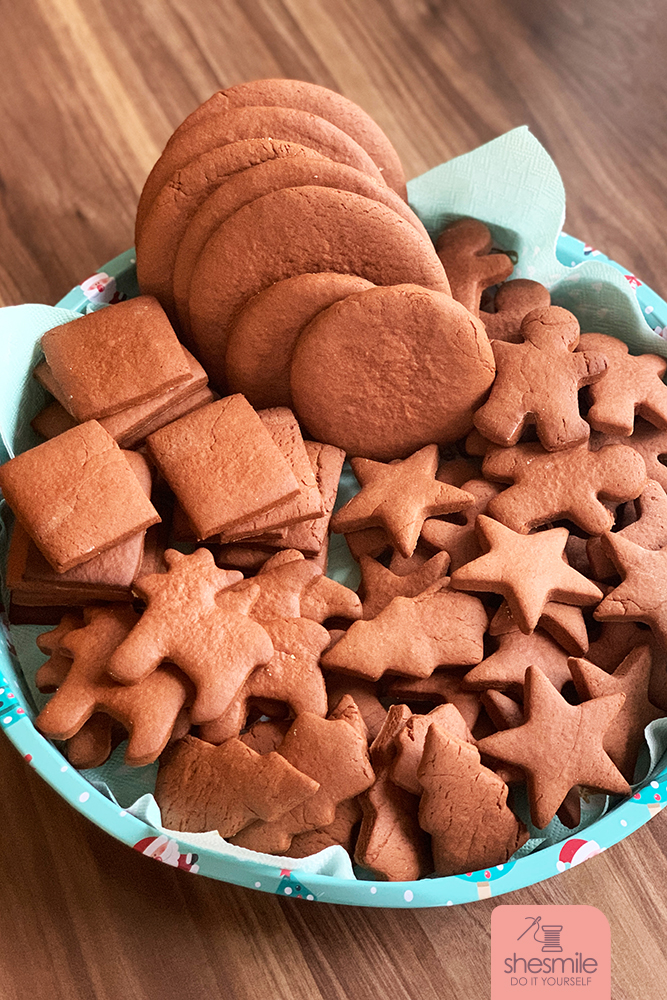 ... auch super lecker als Lebkuchenherzen zum Oktoberfest. Unser Lieblingsrezept für Lebkuchenhäuser. Backen mit Kindern im Advent. Einfach. Kreativ. shesmile