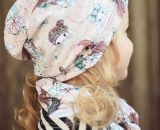 Mütze Mikki, eine einlagig-dünne Sommermütze für Babys und Kinder. Schnell und einfach genäht. Nur 4 Nähte mit dem Zick-Zack-Stich der Haushaltsnähmaschine. Eine Nähanleitung mit Schnittmuster von shesmile. Größe 37 bis 54 cm Kopfumfang (schräg gemes