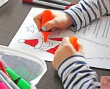Christbaum- und Geschenkanhänger, Tischkarten, Namensschilder oder eine kleine Aufmerksamkeit zur Weihnachtszeit? Mit der Santa Surprise Digistamp samt Plotterdatei und Druckvorlage gestaltest du schnell und einfach eine stimmungsvolle Überraschung? 