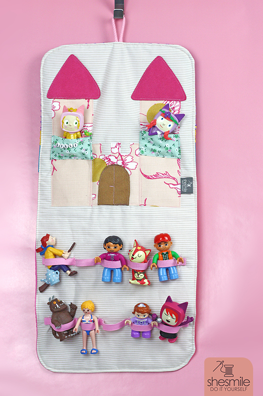 Aufbewahrungstasche OllyOrganizer (Eine Nähanleitung mit Schnittmuster von shesmile) Sortiere Spielzeug, Reiseunterlagen, Tonies, Spielfiguren, Malsachen oder Kosmetik ordentlich ein. Praktisch für Unterwegs. Für Kinder oder Erwachsene.