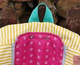 Rucksack KlapPack (Eine Nähanleitung mit Schnittmuster für 2 Größen von shesmile) Ein kleiner Rucksack für den Kindergarten und ein mittelgroßer Rucksack für den Tagesausflug? Beim Sport, beim Oma-Wochenende, für Wechselklamotten, im Urlaub und auf R