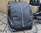 Nähanleitung und Schnittmuster gestaltet als PDF-E-Book für eine Tragetasche, Umhängetasche oder Rucksack SusiSkates. Perfekt für deine Schlittschuhe, Inline-Skates oder Ski-Schuhe. Schnittmuster Kufen bzw. Rollen von 25 cm bis 45 cm.