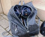 Nähanleitung und Schnittmuster gestaltet als PDF-E-Book für eine Tragetasche, Umhängetasche oder Rucksack SusiSkates. Perfekt für deine Schlittschuhe, Inline-Skates oder Ski-Schuhe. Schnittmuster Kufen bzw. Rollen von 25 cm bis 45 cm.