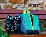 Nähanleitung und Schnittmuster gestaltet als PDF-E-Book für eine Tragetasche, Umhängetasche oder Rucksack SusiSkates. Perfekt für deine Schlittschuhe, Inline-Skates oder Ski-Schuhe. Schnittmuster Kufen bzw. Rollen von 25 cm bis 45 cm.