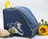 Nähanleitung und Schnittmuster gestaltet als PDF-E-Book für eine Tragetasche, Umhängetasche oder Rucksack SusiSkates. Perfekt für deine Schlittschuhe, Inline-Skates oder Ski-Schuhe. Schnittmuster Kufen bzw. Rollen von 25 cm bis 45 cm.