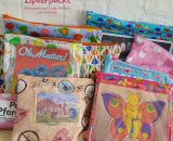 Spielebeutel Zipverpackt - Eine Nähanleitung für alle Größen von shesmile. Endlich Ordnung im Spieleschrank. Ideal für kaputte Puzzle- und Spieleverpackungen oder für Unterwegs. Kundenbilder aus dem Probenähen.