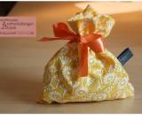 Stoffsäckchen für Adventskalender und Geschenke (Kostenlose Nähanleitung & Schnittmuster von shesmile)