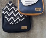 Nähanleitung und Schnittmuster gestaltet als PDF-E-Book von shesmile für eine Handtasche und Umhängetasche Carla in zwei Größen. Carla ist deine Mädchen- und Damenhandtasche mit der geschwungenen Klappe. Carla hat ein großes Hauptfach und unter der K