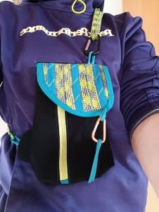 Handytasche Smartkram aus Kletterseil genäht von GrünBlauMeliert, Schnittmuster und Nähanleitung von shesmile DIY.