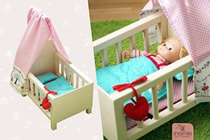 Puppenbett aus Holz mit Bettwäsche (Nähanleitung & Bauanleitung)