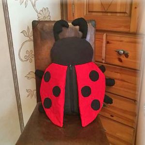 Käferkissen Hildergard (Nähanleitung und Schnittmuster von shesmile DIY)