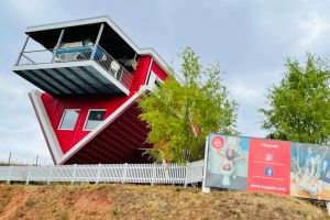 Alles steht Kopf: Toppels Haus - Verdrehte Welt