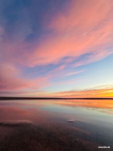 Am Strand bei Sonnenaufgang auf Juist