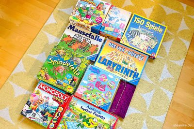 Spielenachmittage mit der Familie. Meine Tochter war eine Woche krank zuhause. Wir haben einmal alle Spiele durchgespielt die unser Spieleschrank zu bieten hatte. Ohne Ablenkung und Stress.