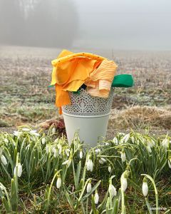 Material im Winternebel - Schnittmuster Frieda Osterglocke von shesmile DIY