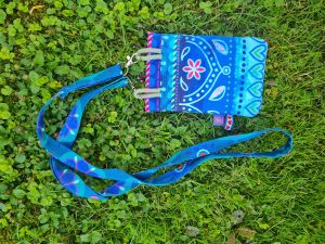 Handytasche Smartkram genäht von Susanne @lilawoelkchenswelt - Schnittmuster und Nähanleitung von shesmile DIY