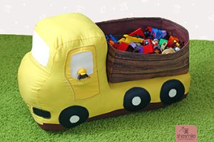 Kipplaster Hüppa (Eine Nähanleitung mit Schnittmuster von shesmile) Hüppa, der Kipplaster aus Stoff zum Hüpfen und Bepacken. Als Adventskalender, Kinderzimmer-Utensilo oder Hüpf-Rutsch-Baustellenfahrzeug.